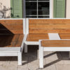 Terrassenlounge aus Holz für den Garten